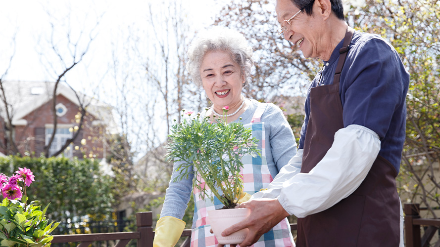 grandfather and granddaughter make omelet; the image used for how to plan for your retirement